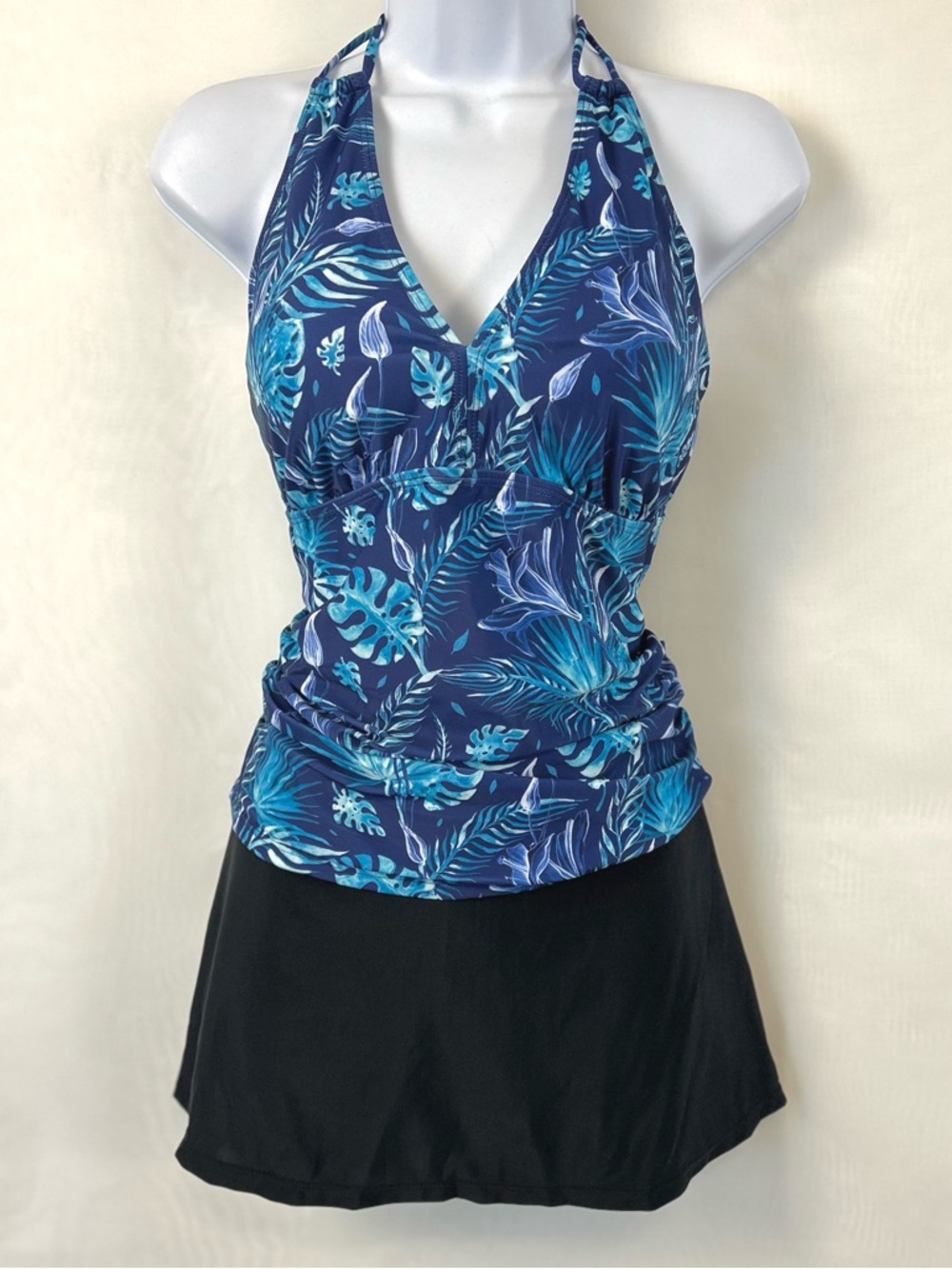New Tankini Women’s 2 Piece Blue Tropical Swimsuit with Skort / Large